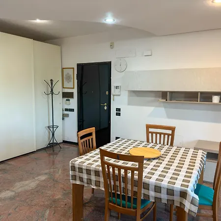 Apartament Casa Di Chris Art & Character Bari